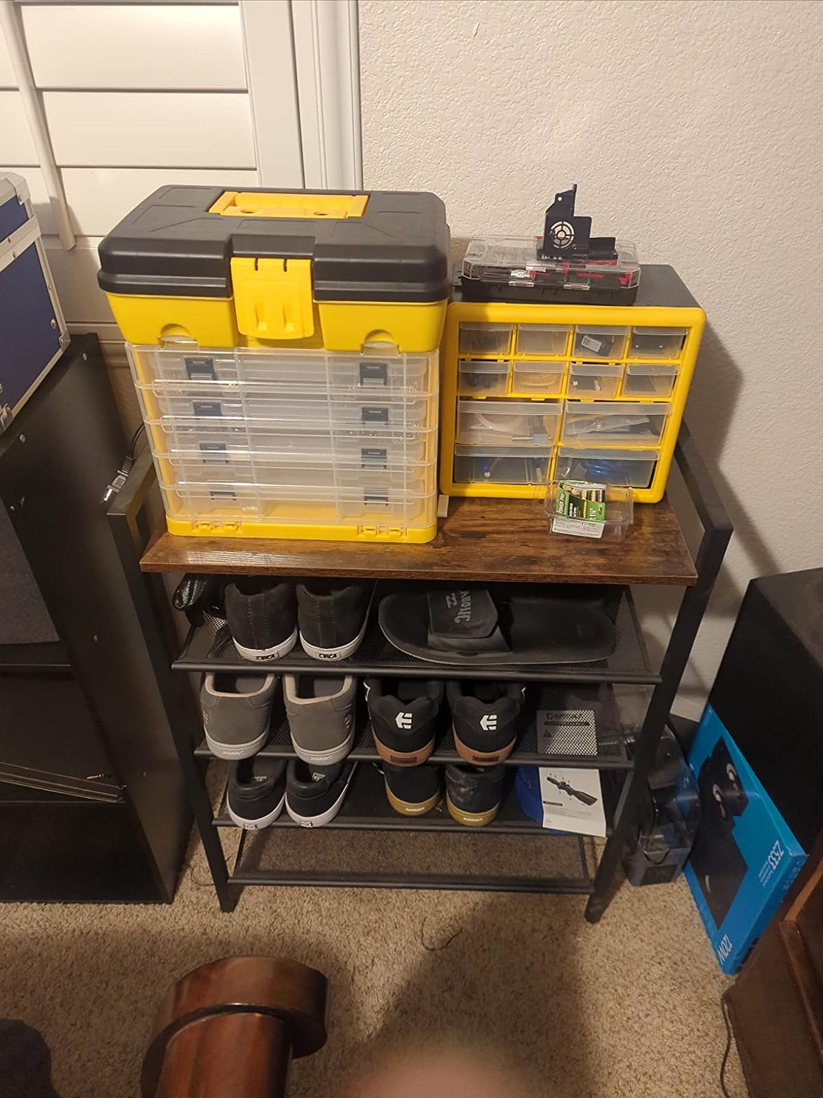 BF46XJ01 Shoe Rack with Coat Hooks photo review